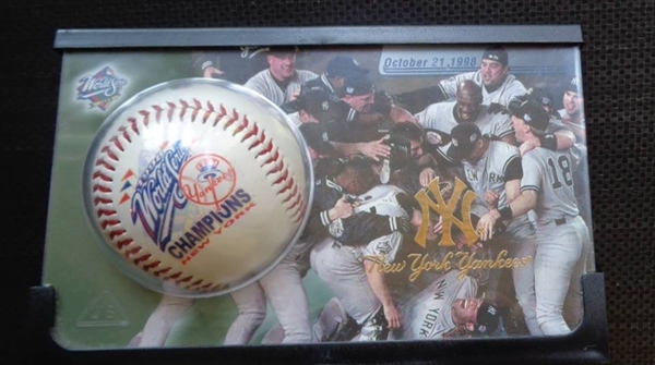 New York Yankees 1998 World Series Baseball Desk Self Standing Plaque LE/1998