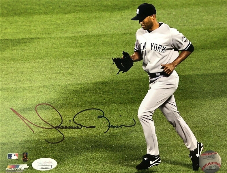 Mariano Rivera NY Yankees Legend Signed 8x10 Photo 1 JSA COA No Reserve