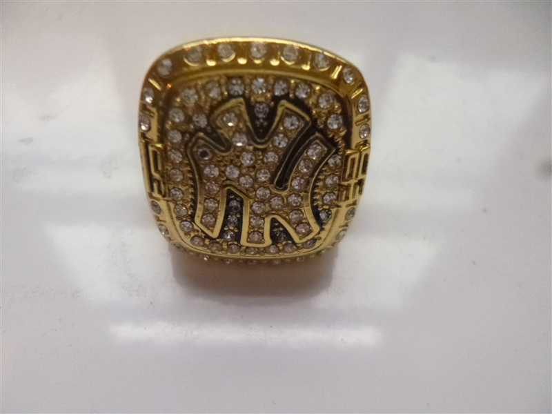 New York Yankees Mariano Rivera Gold Tone 1999 World Series Ring