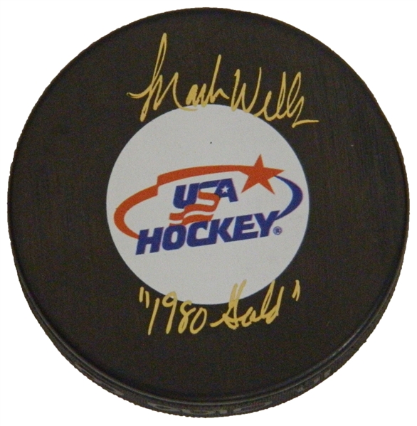 Mark Wells Signed USA Hockey Logo Hockey Puck w/1980 Gold