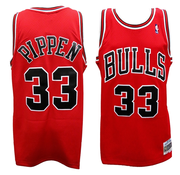 Scottie Pippen Chicago Bulls Red Mitchell & Ness NBA Swingman Basketball Jersey Unsigned (Size X-Large)