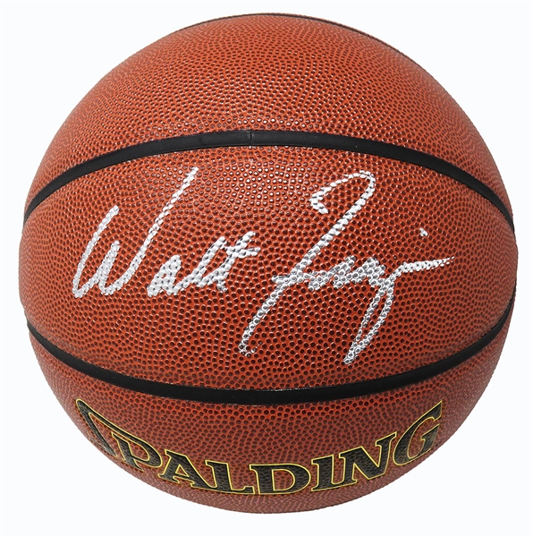 New York Knicks Walt Frazier Signed Spalding NBA Indoor/Outdoor Basketball