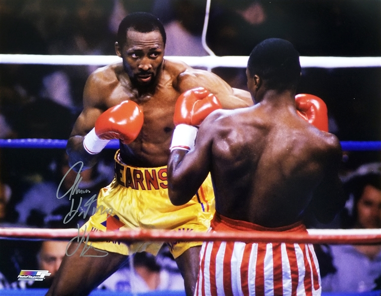 Thomas Hearns Signed Boxing Fight vs Sugar Ray Leonard 16x20 Photo w/Hitman