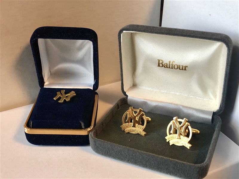 Limited Edition Yankee 1998 Championship Cuff Links and NY pin set (Pin is Alumni Yankee Pin)..Heavy Gold Plated..Balfour manuf