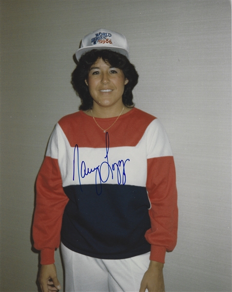 Golfer Nancy Lopez Signed 8x10 Photo 
