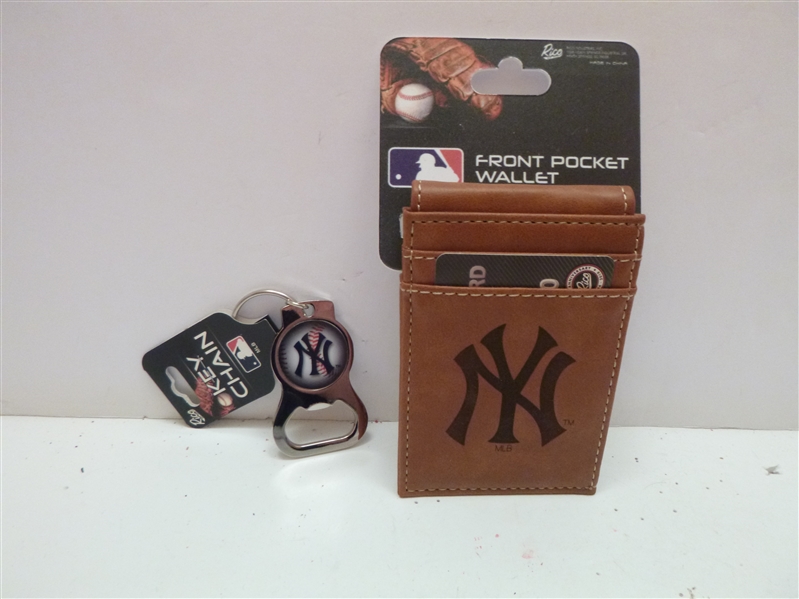 New York Yankees Wallet & KeyChain Bottle Opener Set 