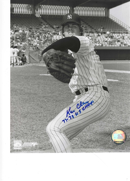 NEW YORK YANKEES KEN CLAY SIGNED B/W 8X10 PHOTO WITH 77-78 WS CHAMPS INSCRIPTION