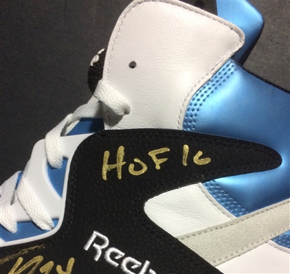 Shaquille O'Neal Signed Shaq Size 22 Sneaker Auto Ins. HOF 16 & ROY 93. Steiner COA