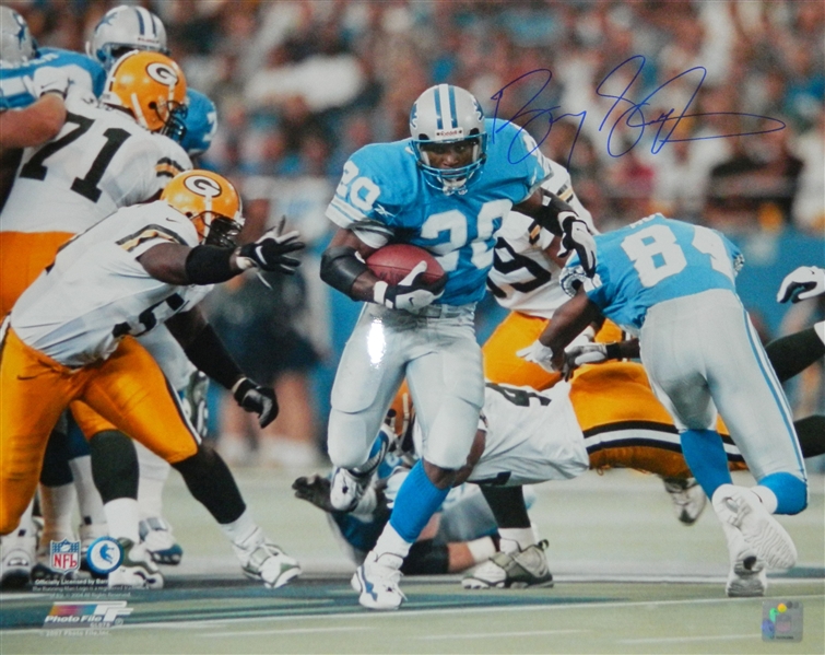 Barry Sanders Lions Signed Action 16x20 SPOTLIGHT Photo vs Packers