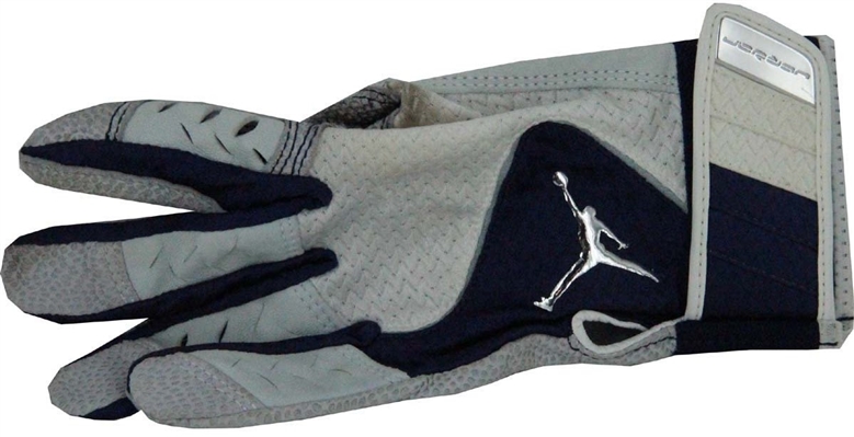 Derek Jeter 2011 Spring Training Used Batting Glove (Single) uns