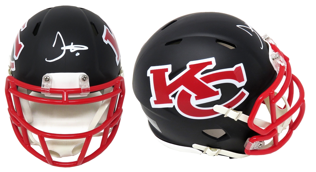 Tyreek Hill Signed Kansas  City Chiefs AMP Alternate Series Riddell Speed Mini Helmet