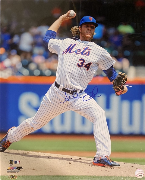 New York Mets Pitcher Noah Syndergaard Signed 16x20 Photo 