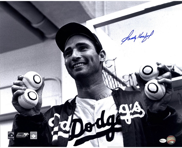 Sandy Koufax Signed Holding Up Baseballs 16x20 Photo (Online Auth)