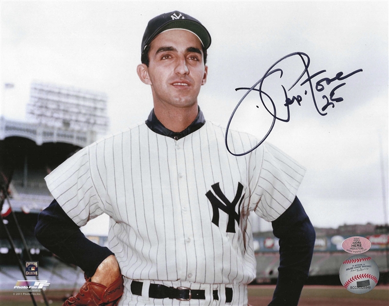 New York Yankees 1st Baseman Joe Pepitone Signed 8x10 Photo