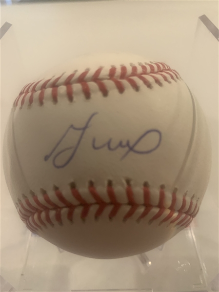 Houston Astros Jose Altuve Signed Baseball (JSA COA)
