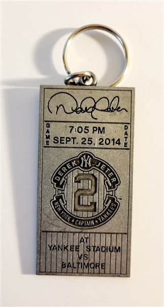 New York Yankees Rare Derek Jeter Final Game 2014 Keychain