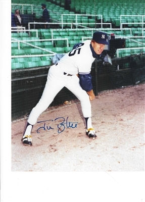 NEW YORK YANKEES JIM BEATTIE SIGNED 8X10 PITCHING STANCE PHOTO