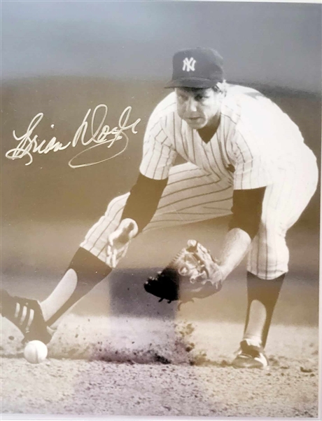 New York Yankees Brian Doyle Signed 8x10 Fielding Photo 2