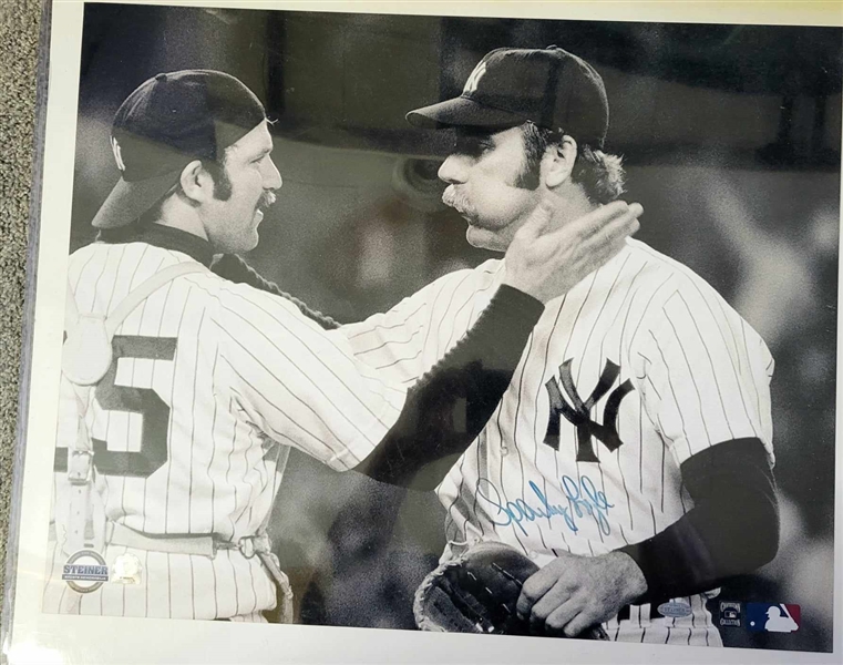 New York Yankees Sparky Lyle Signed 16x20 Photo Pictured With Thurman Munson-Steiner Hologram