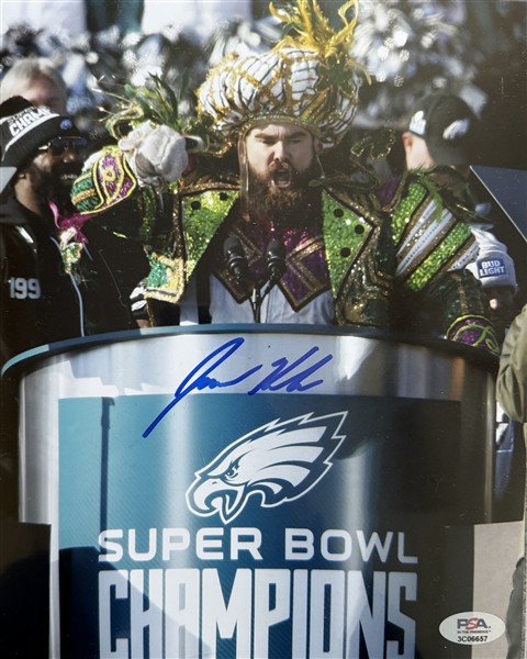 Philadelphia Eagles JASON KELCE Signed Super Bowl Speech Photo 8x10". Certification by JSA Hologram.